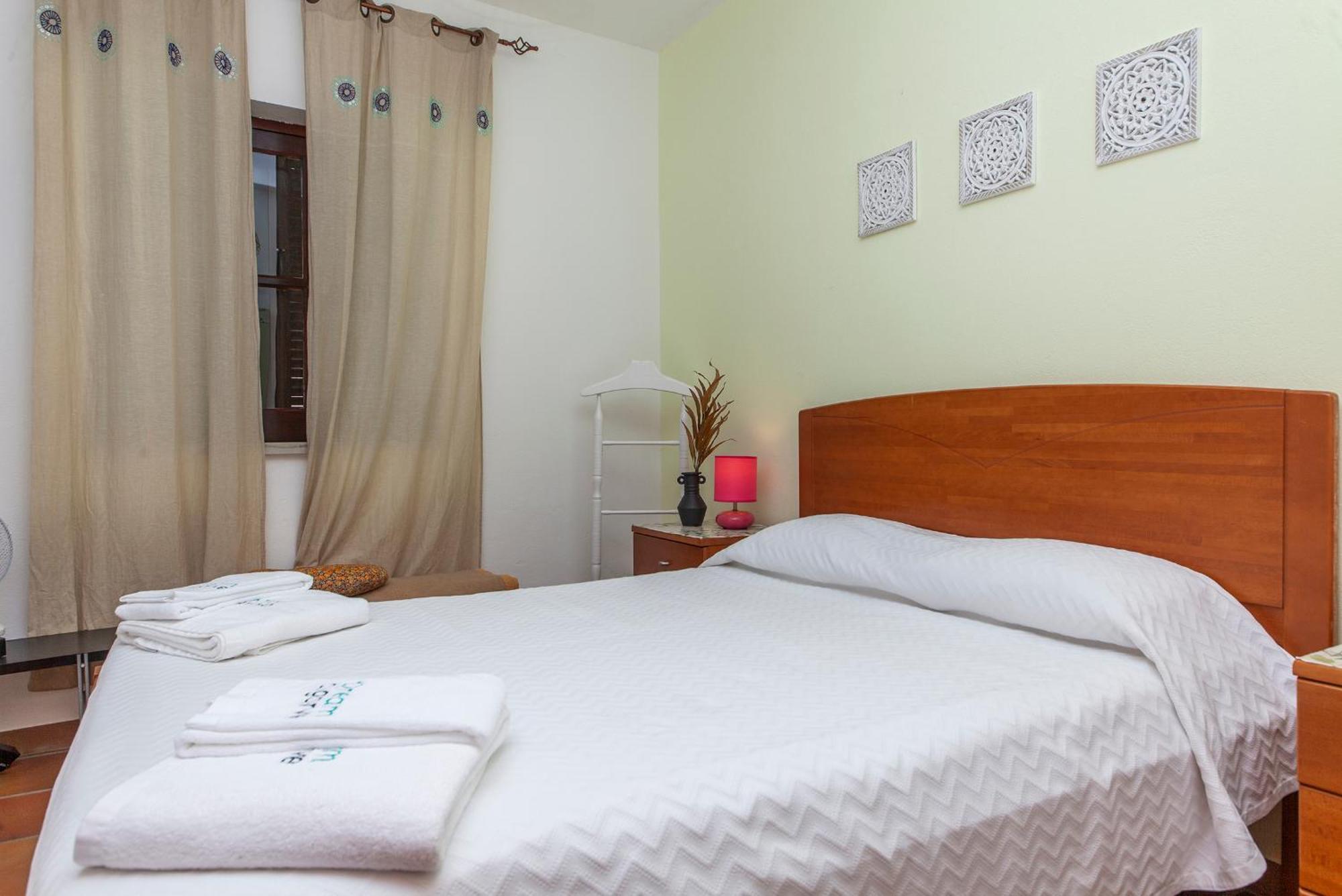 J - Casa Do Farol Guesthouse Лагуш Номер фото